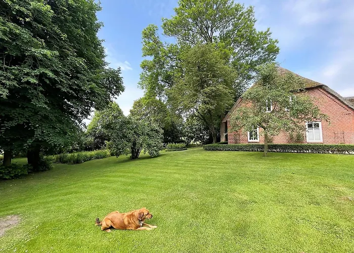 Emily Hof Doettgebuell Aventoft